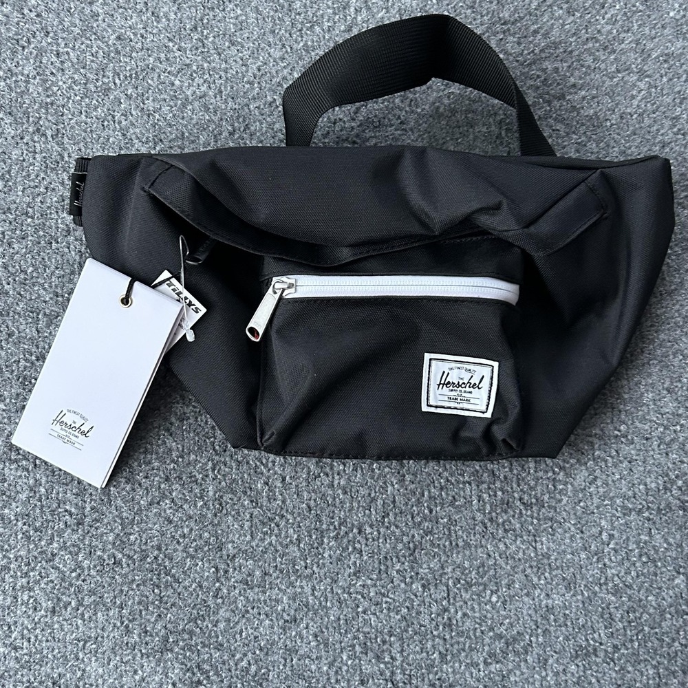 Herschel Seventeen Black Waist Pack Fanny Bag‎ Mens One Size Adjustable Strap